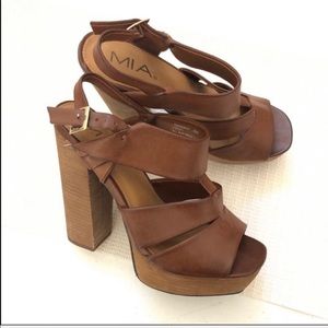 mia virginia sandal